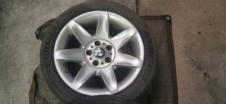 อื่นๆ อะลูมิเนียมอัลลอย 17" ล้อลายทานตะวัน 17 นิ้ว BMW E39