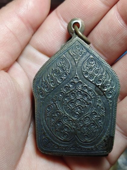 ขุนแผนหลวงปู่ทิมวัดละหารไร่พร้อมตลับเงิน รูปที่ 2