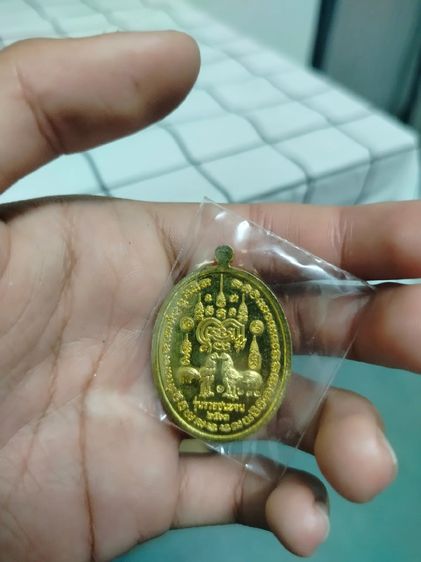 หลวงพ่อพัฒน์ ปี63 รุ่นรวยชนะจน รูปที่ 2