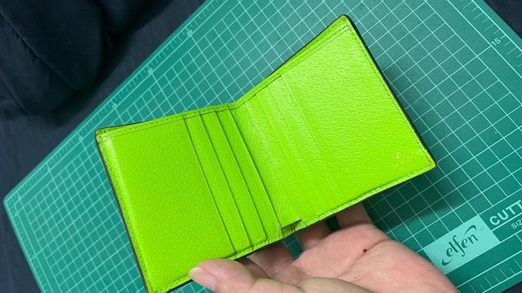 กระเป๋าสตางค์ Gucci รุ่น Ophidia bi-fold wallet  รูปที่ 11