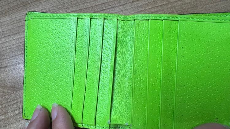 กระเป๋าสตางค์ Gucci รุ่น Ophidia bi-fold wallet  รูปที่ 4