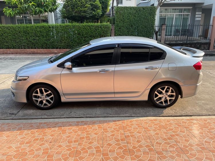 Honda City 2011 1.5 Sv i-VTEC Sedan เบนซิน ไม่ติดแก๊ส เกียร์อัตโนมัติ บรอนซ์เงิน รูปที่ 3