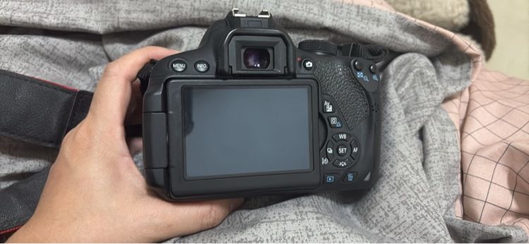 CANON 700D รูปที่ 11