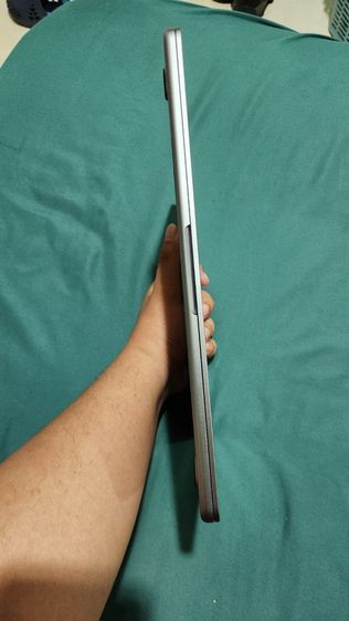 MacBook Air M2 13" สี Silver รูปที่ 5