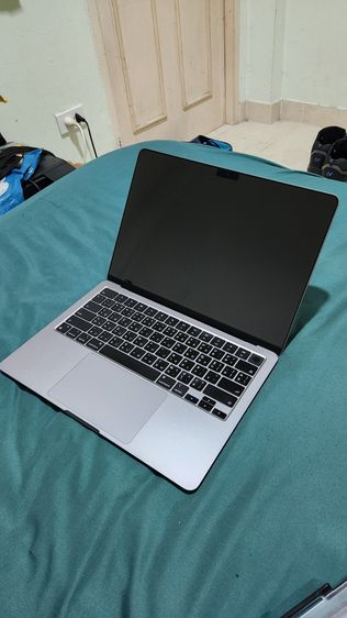MacBook Air M2 13" สี Silver รูปที่ 2