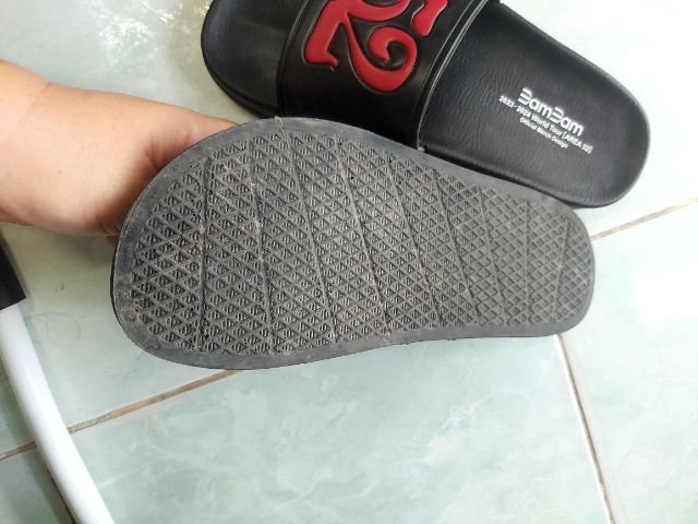 รองเท้าแตะแบมแบม GOT7 มือสองเบอร์ 38 รูปที่ 5