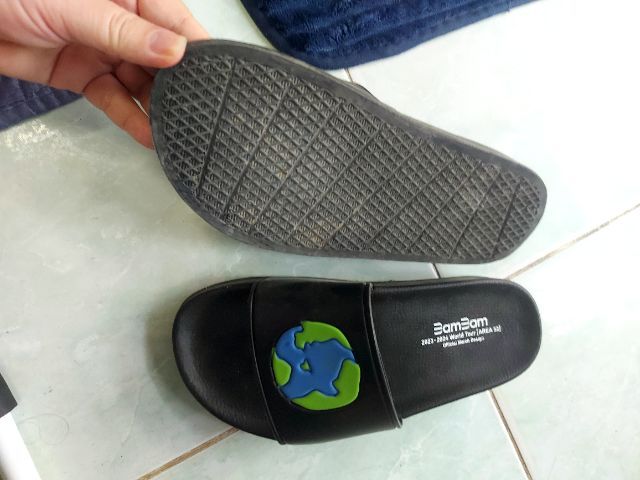 รองเท้าแตะแบมแบม GOT7 มือสองเบอร์ 38 รูปที่ 6