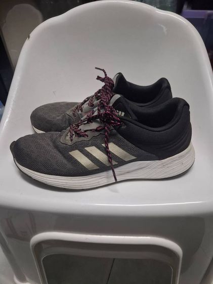 รองเท้าผ้าใบสำหรับวิ่งหรือเดินเบอร์ 39 ตำหนิตามรูป รูปที่ 2