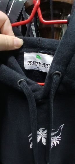 เสื้อกันหนาวมือสองมีฮู้ดสีดำ size xxl ของพี่เจบี GOT7