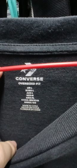 เสื้อยืดมือสองสีดำยี่ห้อ converse size XL รูปที่ 2