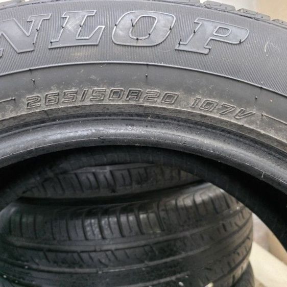 ขายยางรถยนต์มือสอง ยี่ห้อ DUNLOP ขนาด 265-50-20" ปี 2023 จำนวน 4 เส้น สภาพสวย พร้อมใช้งานครับ สินค้าอยู่ที่บ้าน ติดต่อมือถือครับ-- รูปที่ 4