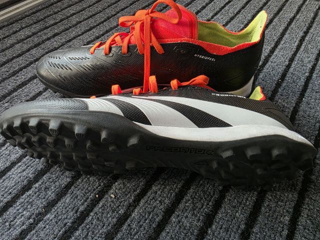 Adidas Predator Turf