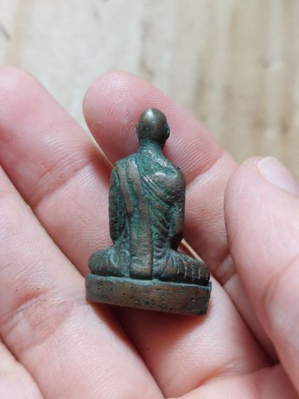 เครื่องรางหลวงพ่อเดิมพรายเงินวัดหนองหลวงมีจารอักขระ รูปที่ 3