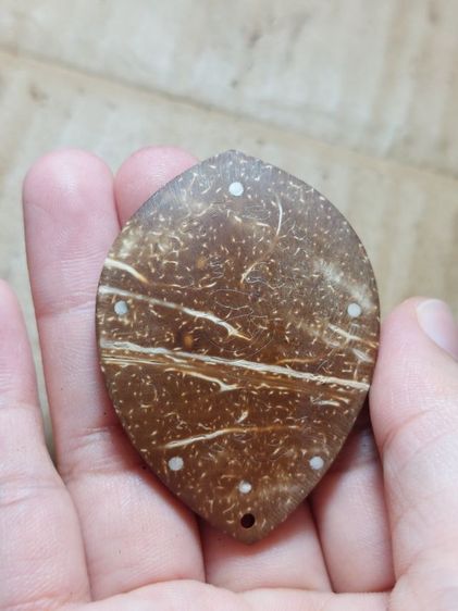 เครื่องรางจิ้งจกหลวงปู่หน่ายวัดบ้านแจ้งอยุทธยา รูปที่ 2