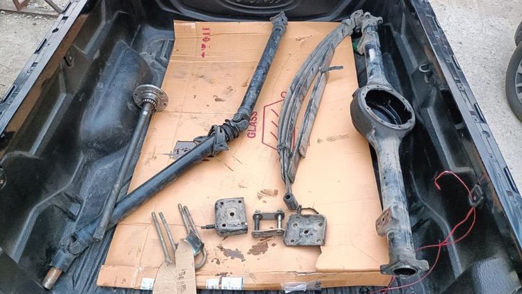 อิสุสุ 2017 ตัวเตี้ย อะไหล่ เพลากลาง