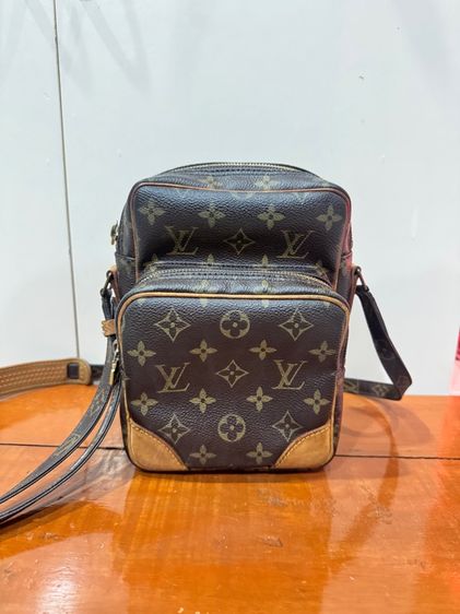 LV AMAZON