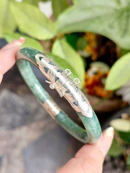 สร้อยข้อมือ กำไลหยกพม่าแท้หุ้มเงินแท้ เปิดอ้าใส่ได้