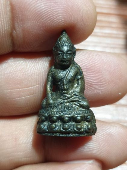 พระกริ่ง เก่าไม่ทราบวัดและปีที่ออก สภาพเก่าเนื้อจัด รูปที่ 12