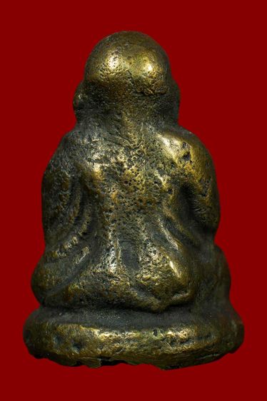 หลวงพ่อเงินพิมพ์ขี้ตา รูปที่ 2