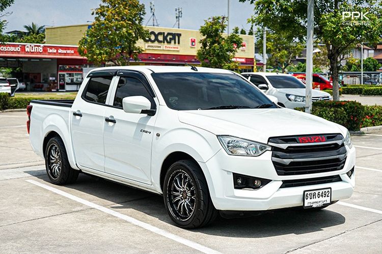 Isuzu D-MAX 2023 1.9 S Pickup ดีเซล ไม่ติดแก๊ส เกียร์ธรรมดา ขาว รูปที่ 3