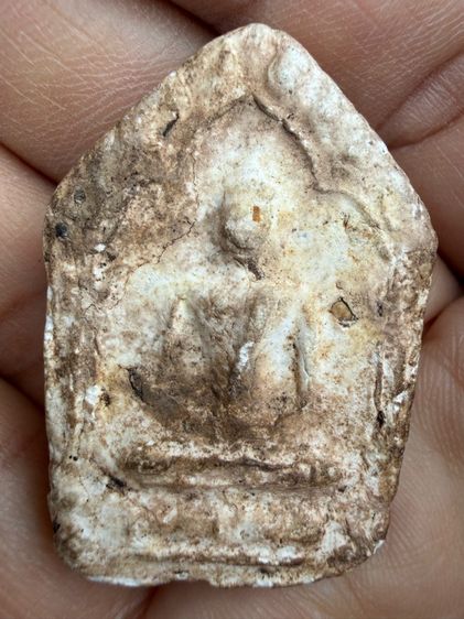 ขุนเเผนผงพรายกุมาร เนื้อขาวข้าวสุกผงพุทธคุณ ปี17ผิวเดิมจ่ำๆ น้ำมันงามวลสารเก่าๆ พระเก่าๆ พระเหมาๆบ้านๆ พระคนแก่เก่าๆเก็บ ทิ้งใว้ก่อนจากไป