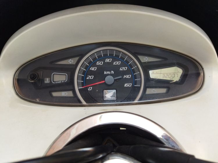 Pcx125 ตัวแรกทนอึด ล้อแม็กแท้ คอมบายเบรค รถบ้านเครื่องดี  รูปที่ 8