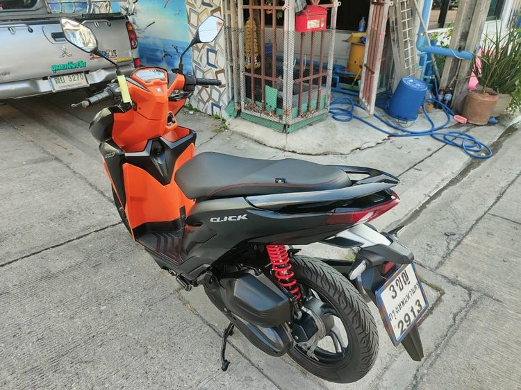 🛵ยังไงก็ขาย CLICK150 i ปี 64 เครื่องดี สีสวย สตาร์ทมือ กุญแจรีโมท เล่มชุดโอนครบ+เปลี่ยนถ่ายน้ำมันเครื่องฟรี ส่งฟรี30 ก.ม รูปที่ 6