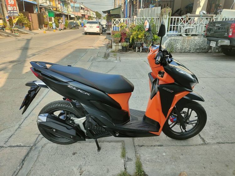 🛵ยังไงก็ขาย CLICK150 i ปี 64 เครื่องดี สีสวย สตาร์ทมือ กุญแจรีโมท เล่มชุดโอนครบ+เปลี่ยนถ่ายน้ำมันเครื่องฟรี ส่งฟรี30 ก.ม รูปที่ 3