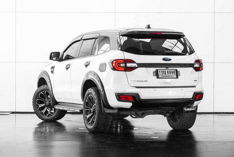 Ford Everest 2020 2.0 Titanium Plus 4WD Utility-car ดีเซล ไม่ติดแก๊ส เกียร์อัตโนมัติ ขาว รูปที่ 4