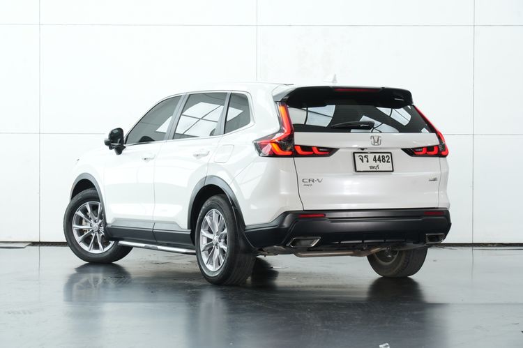 Honda CR-V 2023 1 5 Turbo EL 4WD Utility-car เบนซิน ไม่ติดแก๊ส เกียร์อัตโนมัติ ขาว รูปที่ 4