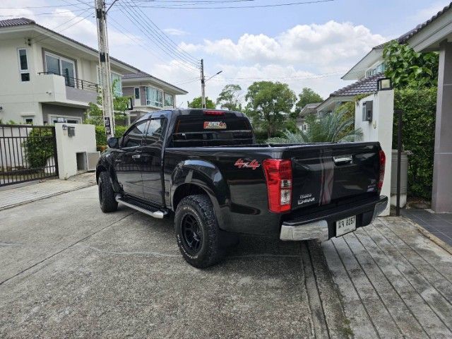 รถ Isuzu D-MAX 1.9 Hi-Lander L สี ดำ