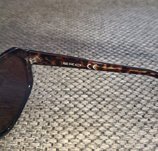 แว่นกันแดด มีสี่แบรนด์ 
Gentle Monster OWNDAYS  Barcs  EKOอันละ150฿ รูปที่ 9