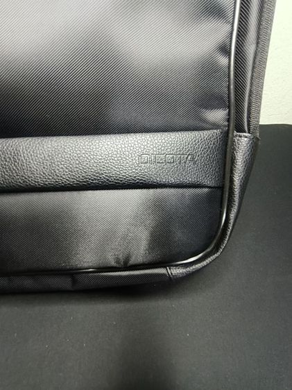 กระเป๋าโน้ตบุ๊ก DICOTA Multi Base สีดำ ใส่ได้ถึง 15.6 นิ้ว พร้อมสายสะพาย รูปที่ 9