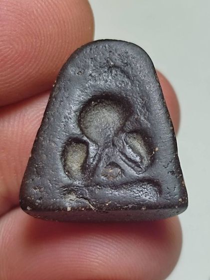 พระปิด​ตา​เก่า รูปที่ 3