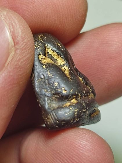 พระปิด​ตา​เก่า รูปที่ 4