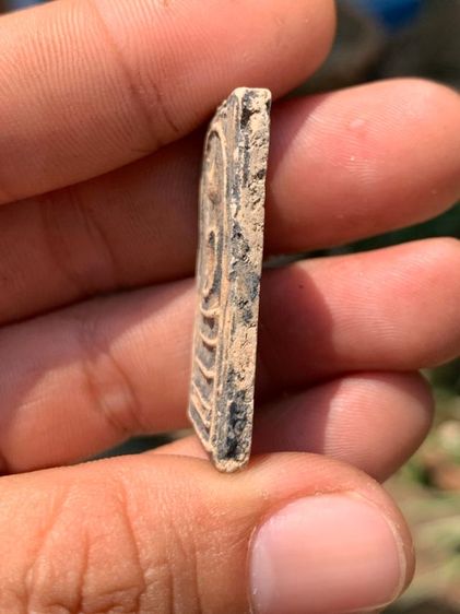 พระสมเด็จพิมพ์เส้นด้าย รูปที่ 3