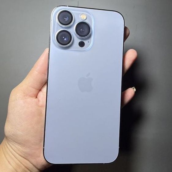 iPhone13 pro 128 GB มือ2 เครื่องสวย 97เปอร์เซน ไม่มีตำหนิ ไม่บุบไม่แตกสภาพดี
เปลี่ยนแบตจากศูนย์ให้ใหม่แล้ว สภาพแบต100เปอร์เซน 
สีเซียร่าบลู  รูปที่ 4