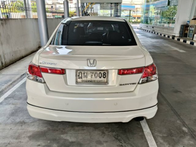 Honda Accord 2010 2.4 EL i-VTEC Sedan เบนซิน ไม่ติดแก๊ส เกียร์อัตโนมัติ ขาว รูปที่ 4