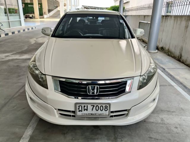 Honda Accord 2010 2.4 EL i-VTEC Sedan เบนซิน ไม่ติดแก๊ส เกียร์อัตโนมัติ ขาว รูปที่ 2