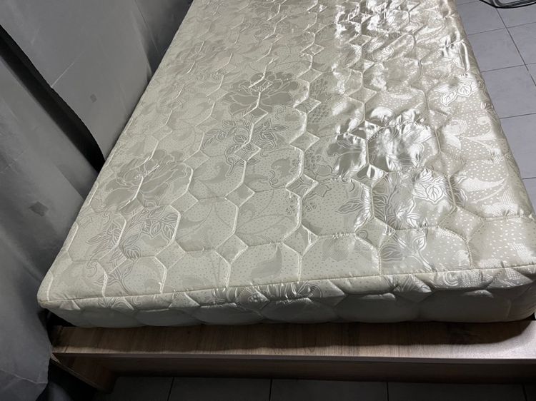 เตียงนอนพร้อมฟูก รุ่น JUNE รูปที่ 5