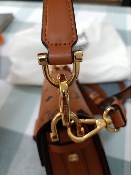 ไม่ระบุ เหลือง อื่นๆ กระเป๋าสะพาย แบรนด์เนม MCM