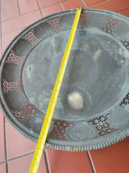 ถาดทองเหลือง 12 ราศี 1 ใบลายเทพพนมงานเก่าหนาหนัก ขนาดเกือบ 18 นิ้ว รูปที่ 11