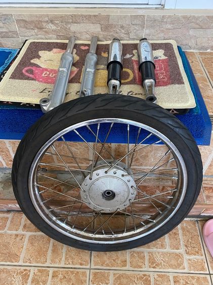 ขายเหมาโช๊คหน้าหลังล้อหน้าดรีมซุปเปอคัพ รูปที่ 2