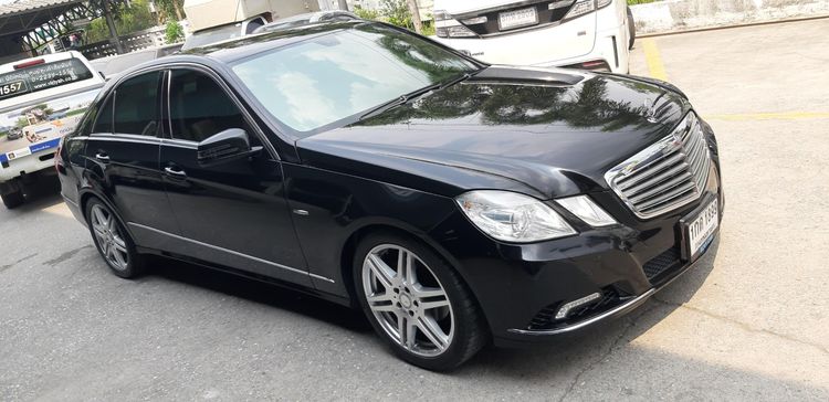 รถ Mercedes-Benz E-Class W212 สี ดำ
