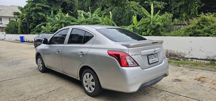 รถ Nissan Almera 1.2 E สี เทา