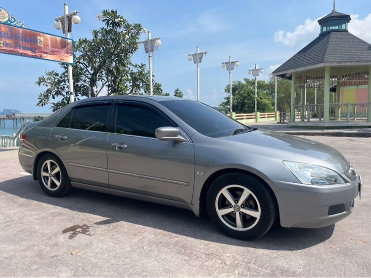 Honda Accord 2005 2.4 S i-VTEC Sedan เบนซิน ไม่ติดแก๊ส เกียร์อัตโนมัติ เทา รูปที่ 2