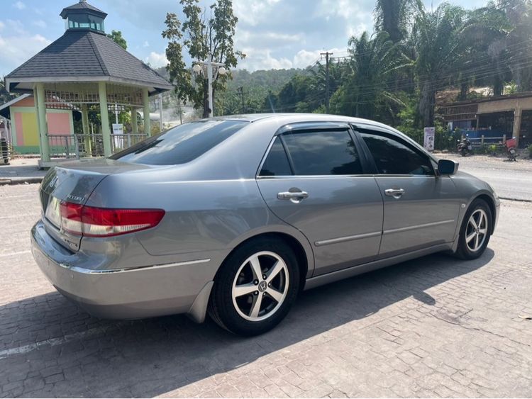 Honda Accord 2005 2.4 S i-VTEC Sedan เบนซิน ไม่ติดแก๊ส เกียร์อัตโนมัติ เทา รูปที่ 3