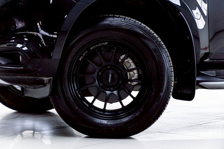 Isuzu MU-X 2022 3.0 Ultimate AT 2WD Utility-car ดีเซล ไม่ติดแก๊ส เกียร์อัตโนมัติ ดำ รูปที่ 4