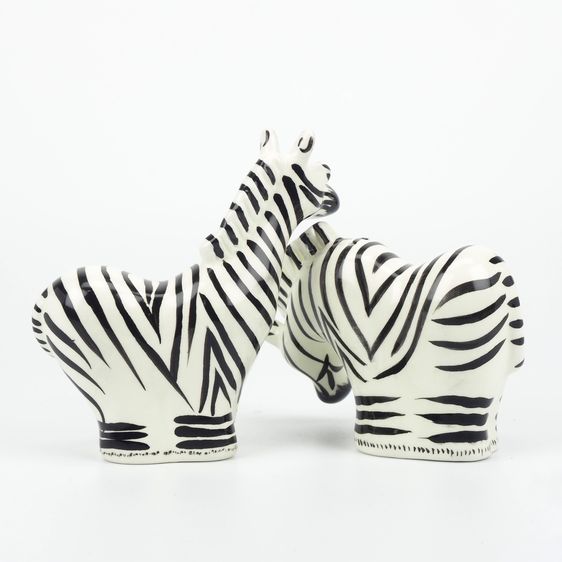 Zebra Salt and Pepper Shakers by Lynda Corneille Ark Safari Series งานเซรามิก รูปที่ 2
