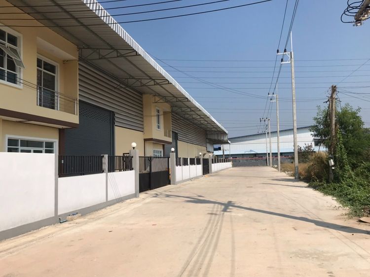 ให้เช่า ขาย โกดัง โรงงานขนาด 750 ตร.ม. พร้อมออฟฟิศ 2 ชั้น ไฟฟ้า 100 A 3 เฟส  ซอยอยู่เจริญ 3 ตำบลนาดี เมืองสมุทรสาคร รูปที่ 3